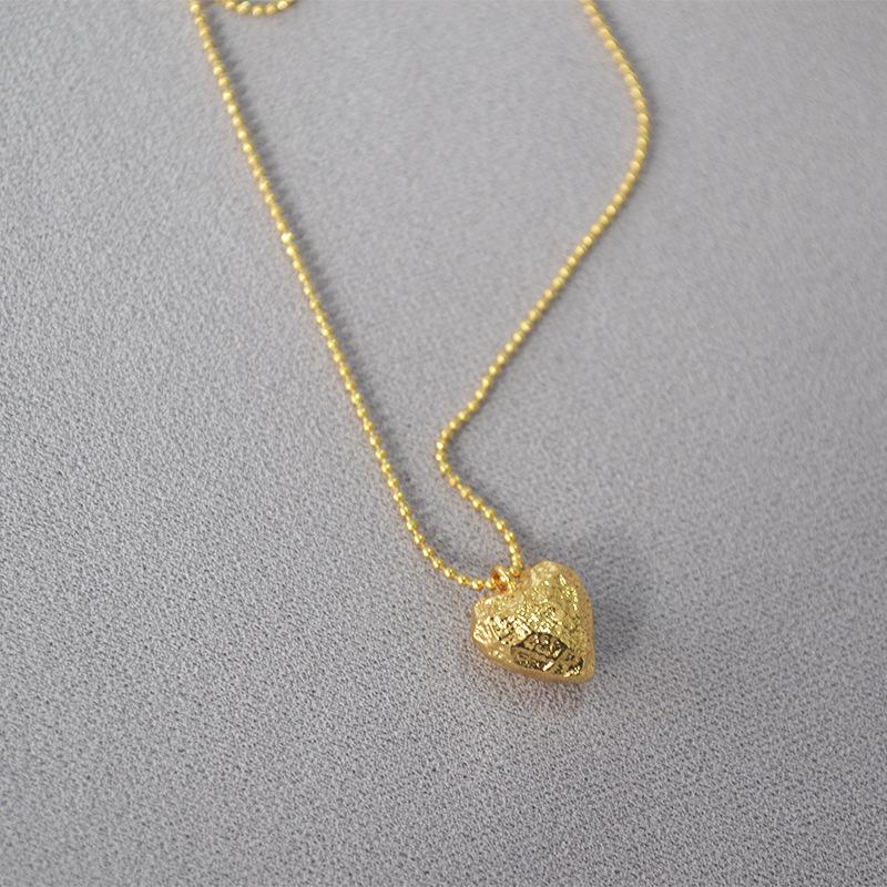 

Minimalist Retro Heart Pendant Brass Gold-Plated Necklace for Women