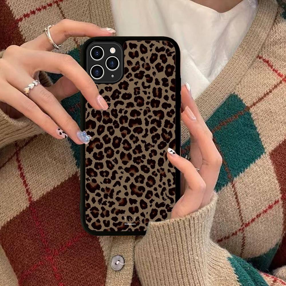

Anime Leopard print Phone Case For iPhone17 16 15 14 13 12 11 Pro Max Mini Plus Celulares Hard Fundas iPhone 13 pro