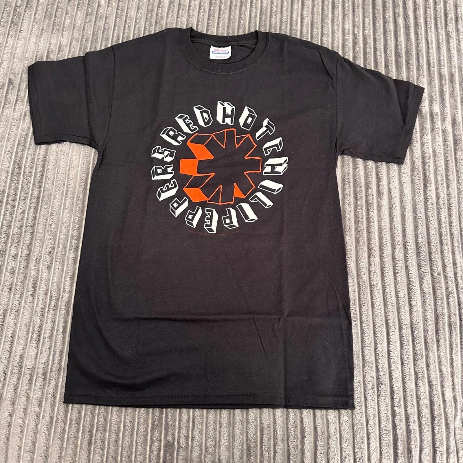 

Red Hot Chili Peppers T Shirt Adults S Black 3D Logo Rock Punk Retro 2006 Hanes S