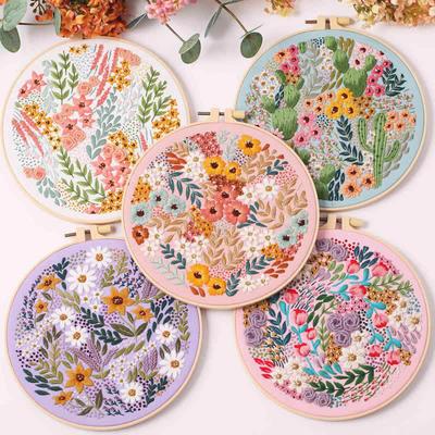 Broderisett for nybegynnere og broderientusiaster - Inkluderer blomsterlandskap med tråd og nåler