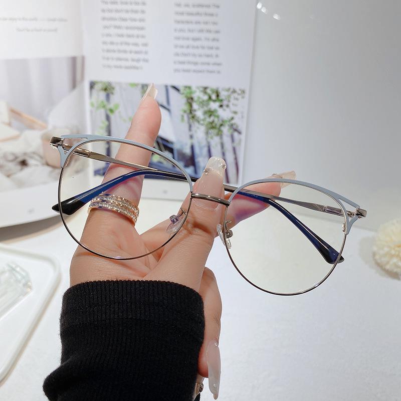 2025 Retro Unisex Round Frame Glasses, Color-Changing Anti-Blue Light Lens Anti-Blue Light