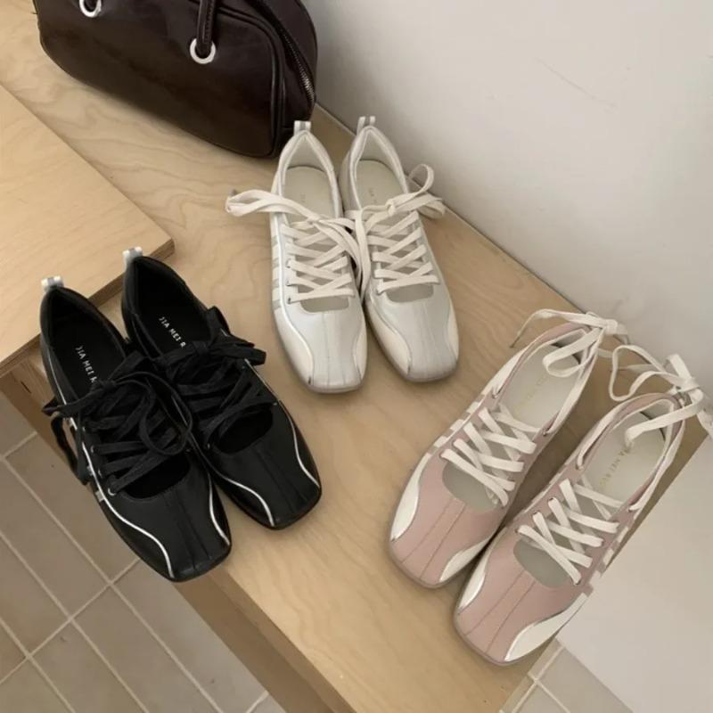 

Korean Style Women s Ballet Slippers 2025 Spring New Design Sensibility Flat Bottom Tied Shoes Adult Color Block Style 35 чорний