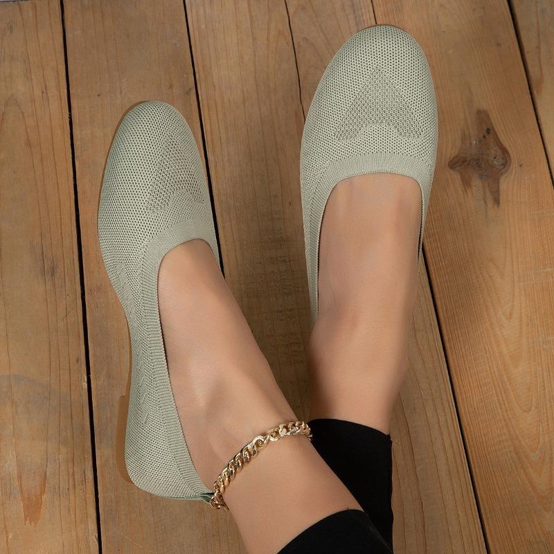 

Large size fly-woven single shoes women s spring and autumn new round head low heel lazy casual mother shoes 44