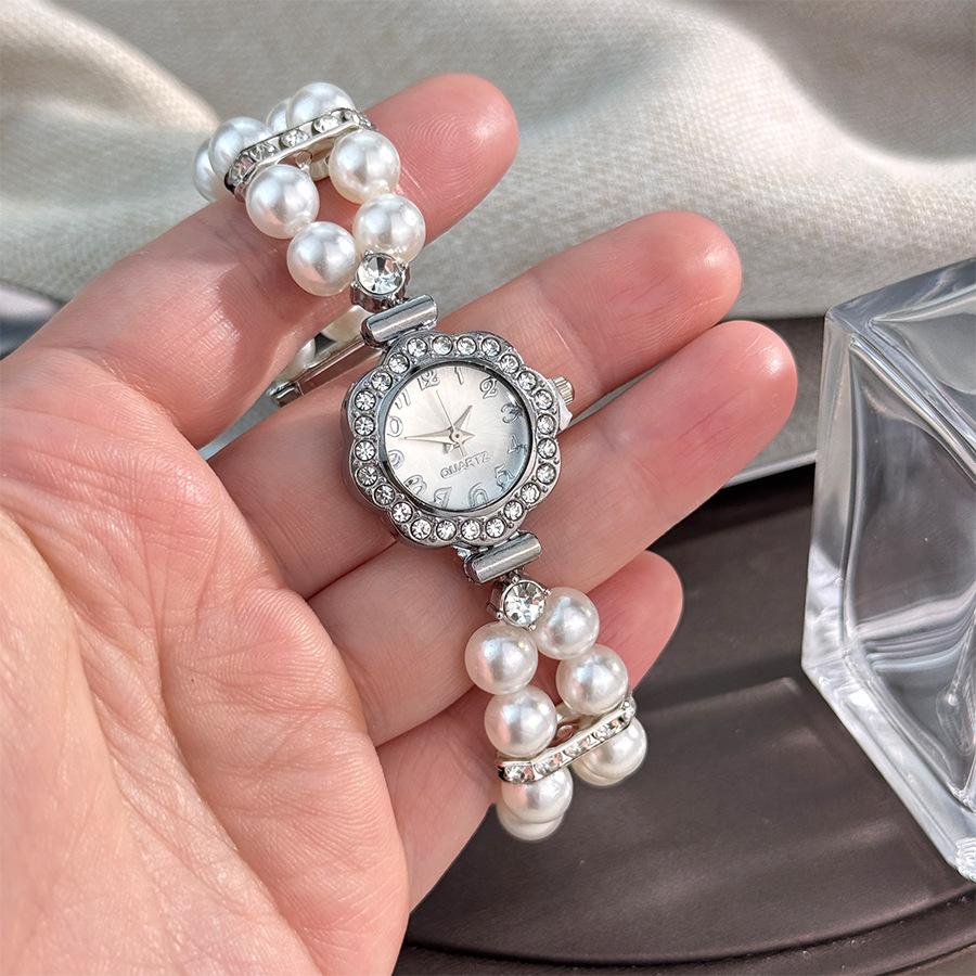 Double Row Imitation Pearl Elastic Elastic Watch Light Luxury Flower Diamond Full Digital Women's Watch