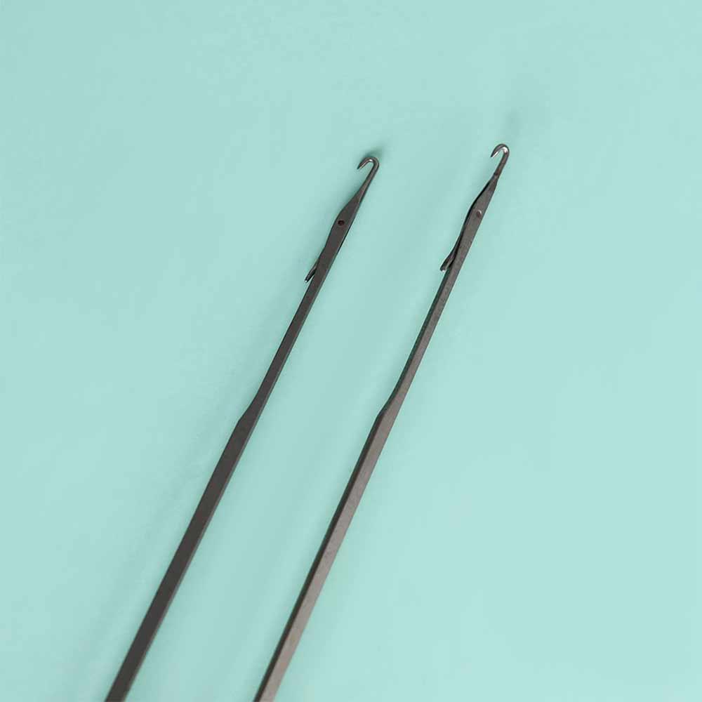 10pcs/set Knitting Crochet Hook Needle Red Micro Hook Needle  for Jumbo Braiding