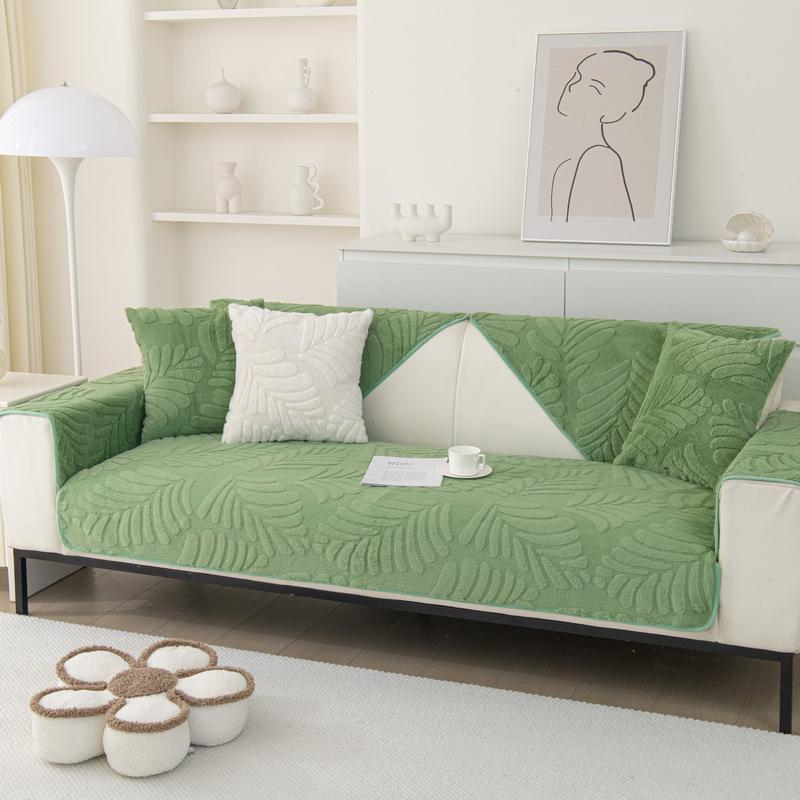 Новый короткий плюшевый чехол для дивана простой зимний чехол для дивана утолщенный голландский бархатный однотонный чехол для дивана противоскользящая подушка 70x70cm 1pcs 1653₽