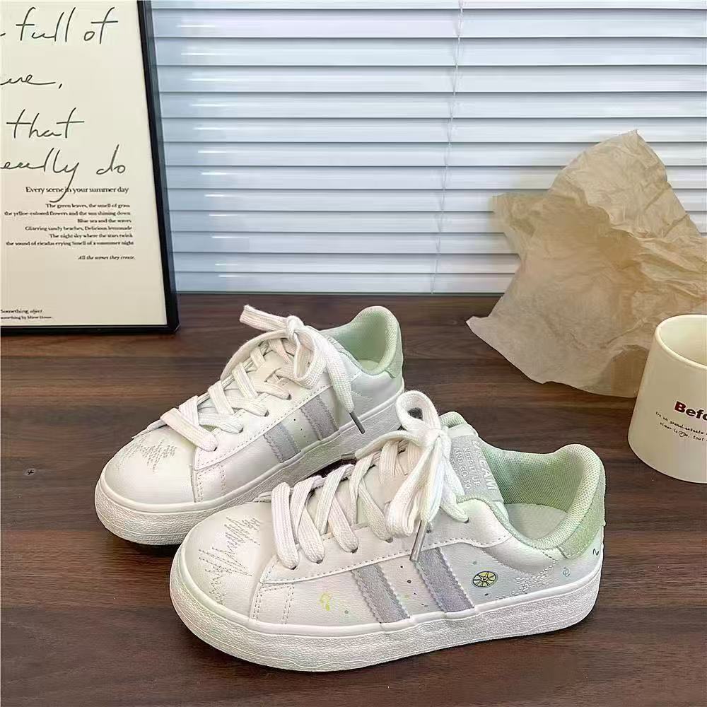 

Board shoes women s new little white shoes spring shoes niche versatile platform casual shoes 40 м ята зелений колір