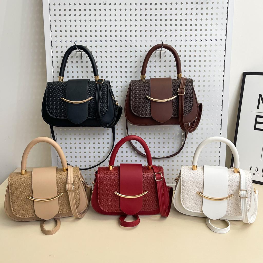 Fashionable Woven Pattern Small Square Bag For Women, Versatile Handbag, Niche Shoulder Crossbody Saddle Bag
