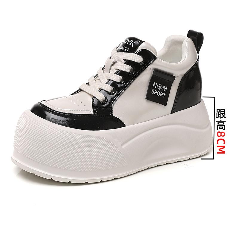

Korean version of big head ugly cute thick-soled little white shoes women s 2025 autumn and winter new ultra-light sole lace-up inner height-increasin 40