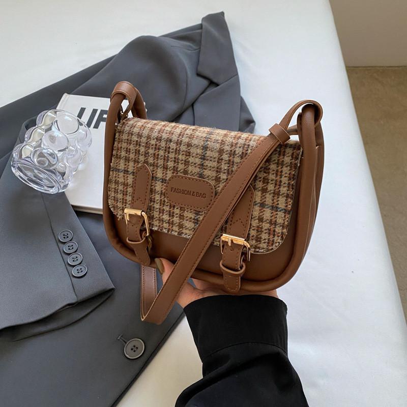 2024 Winter New Plaid Cloth Bag Fashion Casual Shoulder Bag Commuter Simple Crossbody Bag Retro Women's Bag Red Plaid Coffee