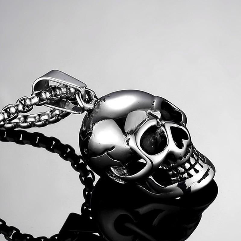 Exaggerated Personality, Oversized Skull Necklace Men'S Fashion Popular Halloween