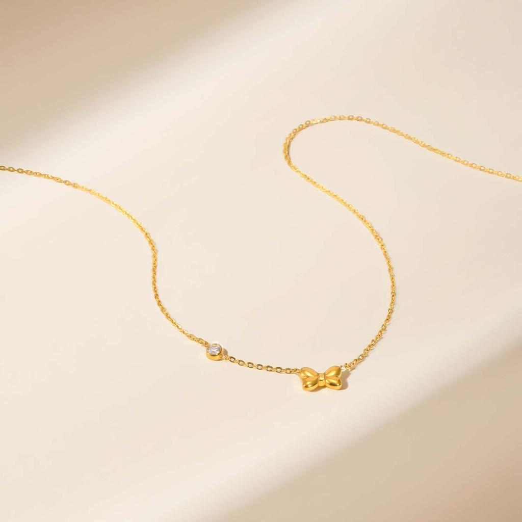Minimalist Zircon Bowknot Pendant Necklace for Women, 18K Gold Plated Stainless Steel Necklace, Waterproof Jewelry Accessories