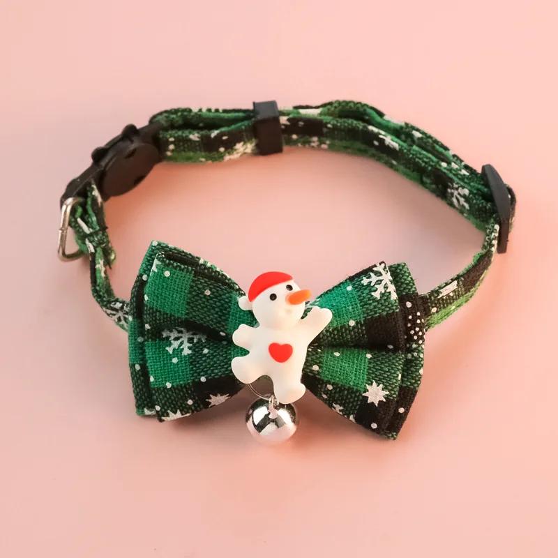 Christmas Pets Collars Exquisite Snowflake Bowknot Scarf with Bell for Cat Dog Puppy Bunny Xmas Party New Year Pets Gift