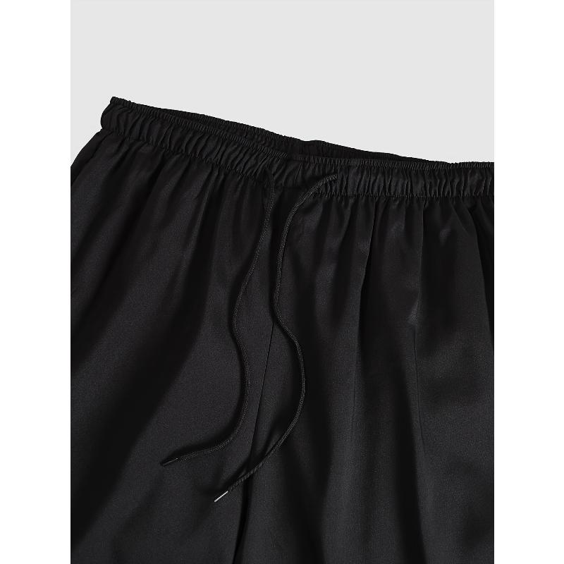 Men's Summer Lazy Suit! Carnival Printed T-shirt+a Set of Black Shorts To Get the Trendy Man Out of the Street.