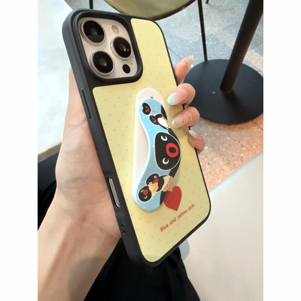 Korean Polka Dot Love Penguin, Suitable for Apple iPhone17 Mobile Phone Case 15 Band-Aid Bracket 16 Matte 14 Sets