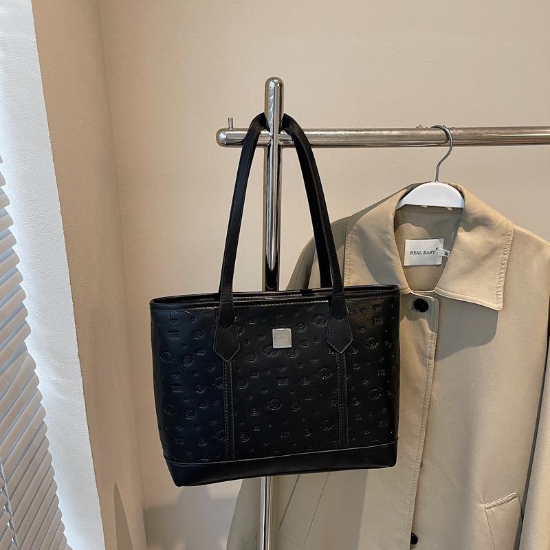 

Премиальная сумка женская новая весенняя нишевая сумка через плечо сумка-тоут большой вместимости сумка для класса сумка для поездок