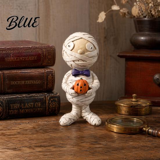 Spooky Figure Mummy Holding Pumpkin Halloween Decoration, Resin Zombie Statue Desktop Figurine for Indoor Shelf, Tiered Tray Decor Desk Ornament