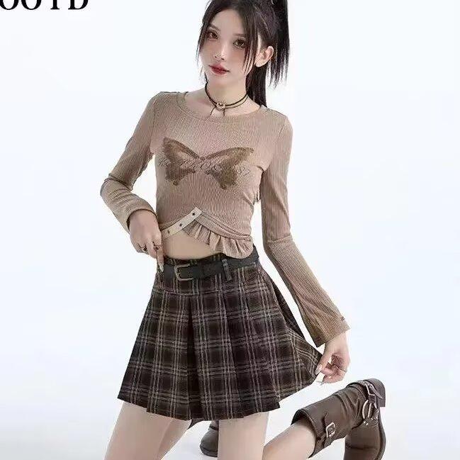 2026 Autumn Women's Retro Khaki Plaid Pleated High Waist A-line Short Skirt with Slimming Fit