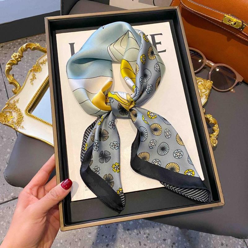 70cm Square Silk-Like Scarf Women Lightweight Fashion Accessory Office Chic Neck Wrap Stylish Print Design