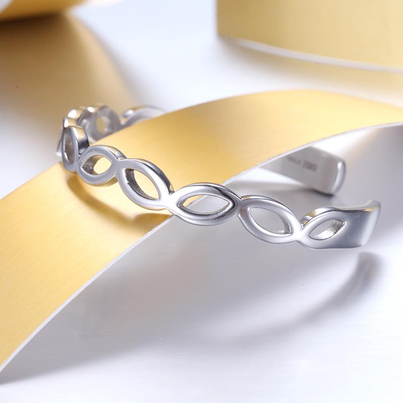 ORIVA LEAVES BANGLE Stainless Steel Leaves Bangle In Silver Colour