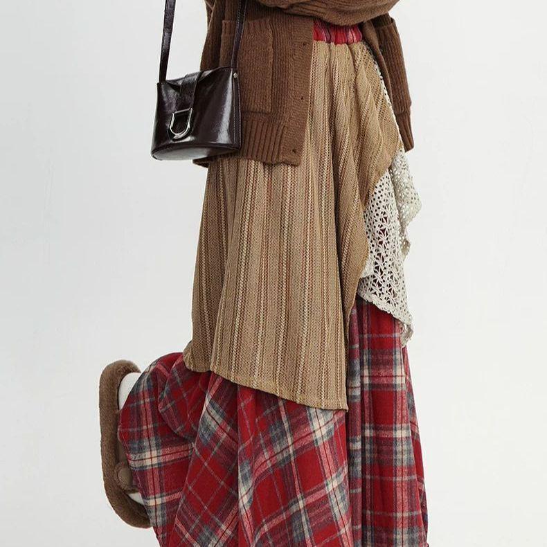 Retro High Waist Plaid Swing Skirt with Irregular Letter Patchwork in Red