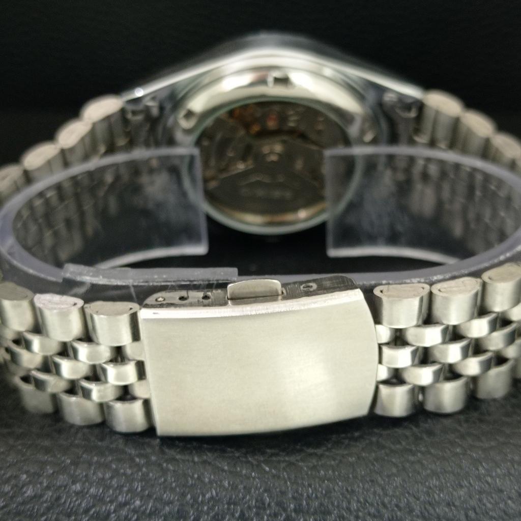 VINTAGE SEIKO 5 AUTOMATIC REFURBISHED JAPAN MENS YELLOW DIAL WATCH a444015-1