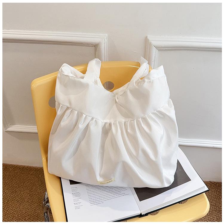 

Polka Dot Fashion Handbag - Large Capacity Commuter & College Backpack for Women 37*37*14 cm