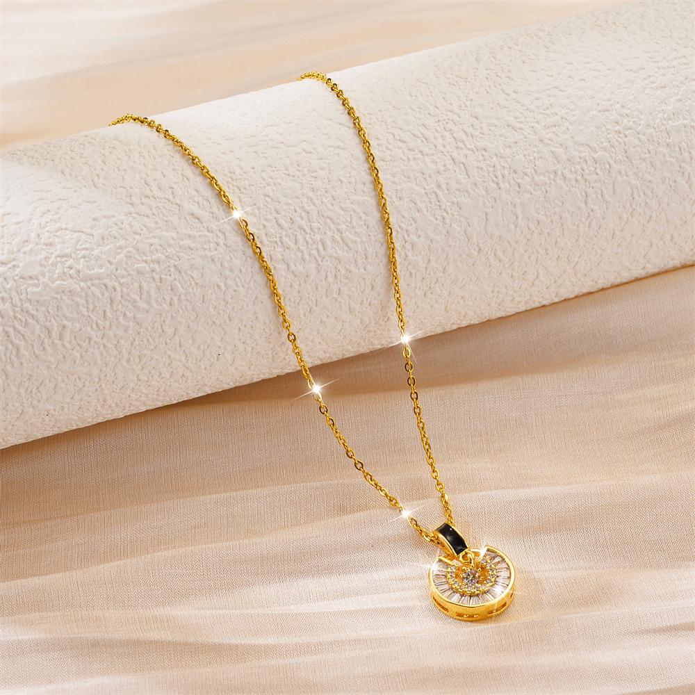 Simple Fashion Titanium Steel Women's Necklace - Non-fading, Luxurious, Versatile, Korean Style Clavicle Chain