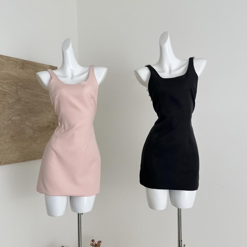 

Korean Elegant Rhinestone Spaghetti Strap Backless Slimming Dress Large рожевий