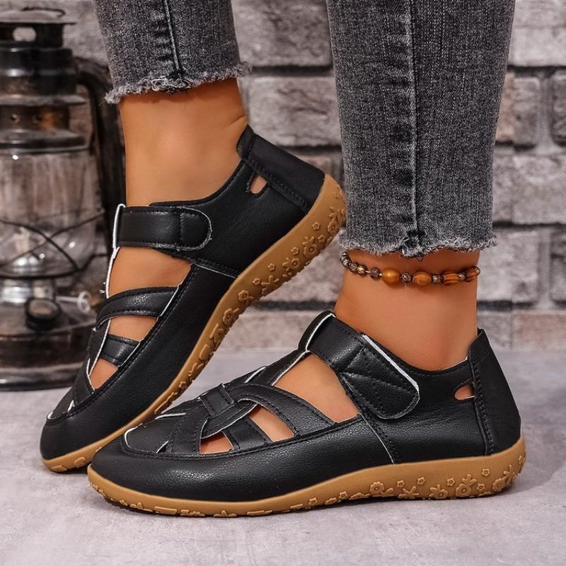 New Style Women's Shoes Beach Sandals Hollowed-out Flat Sandals
