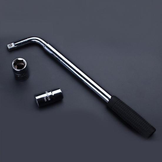 Telescopic Wheel Wrench Socket 380-550mm Retractable RV Sleeve Tire Nut Retractable Tire Nut Wrench Wheel Tool
