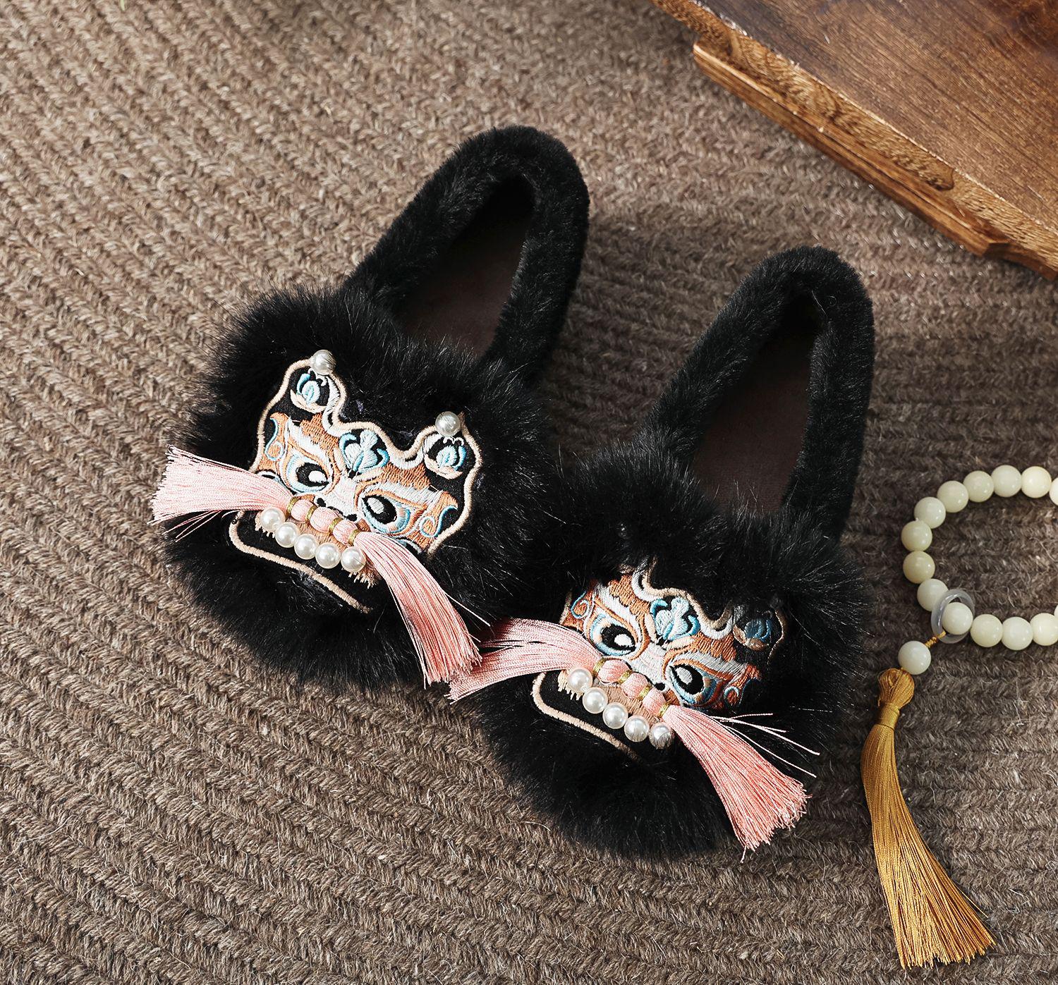 

Женские вышитые хлопковые туфли Tiggo 2025 - Ретро этнический дизайн головы тигра 39