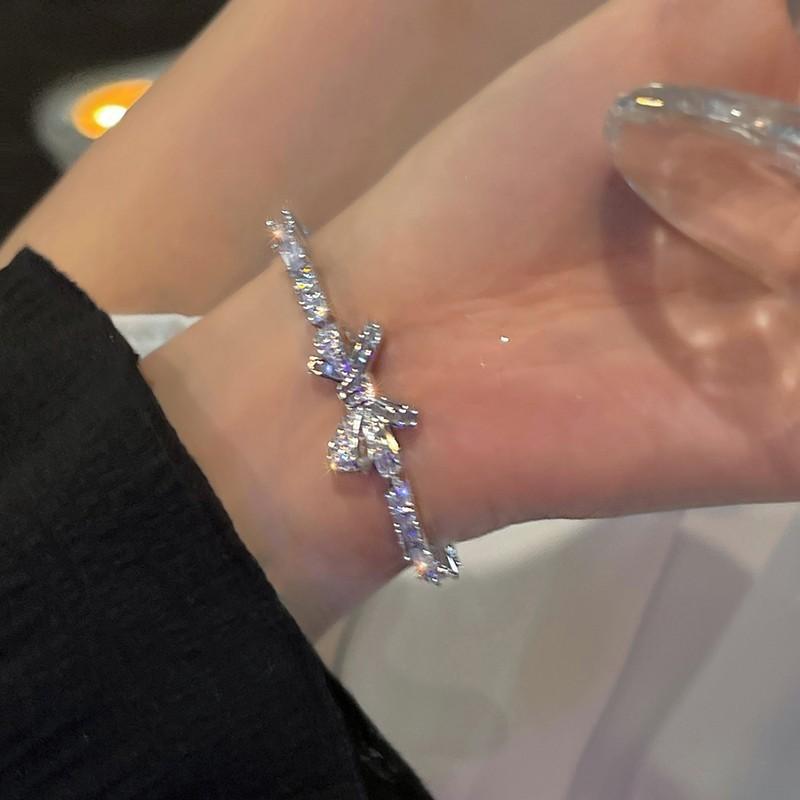 Stylish Copper Zircon Butterfly Cuff Bracelet With Minimalist Design For Female Fashion