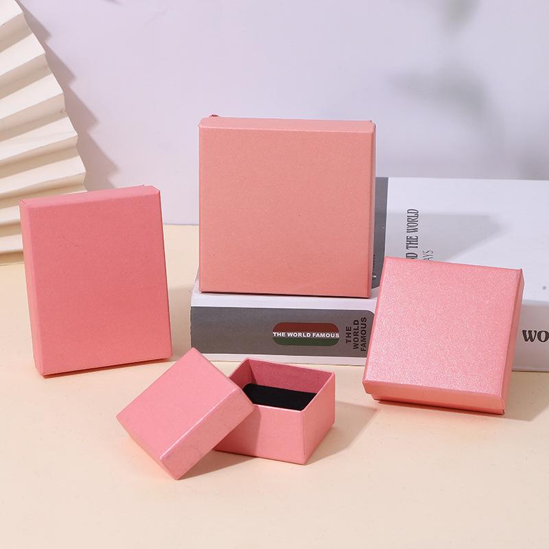 Compact Pink Jewelry Box for Rings, Earrings, Necklaces – Ideal for Gifts and Storage