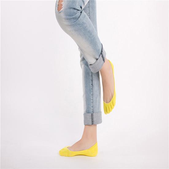 Women Ankle Invisible Non Slip Cotton Silicone Hosiery Five Finger Toe Socks