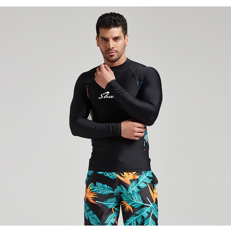 

Sharkbat Men s Sun Protective Two-Piece Wetsuit for Surfing and Snorkeling XL