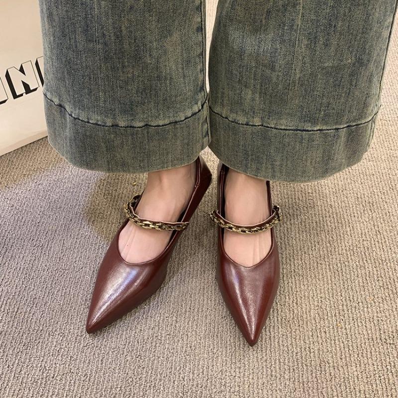 Retro French Single Shoes Women's New Autumn Thick Heel Pointed Toe Slip-On Flat Laced Shoes