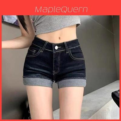 Gonne e pantaloni da donna – Pantaloncini