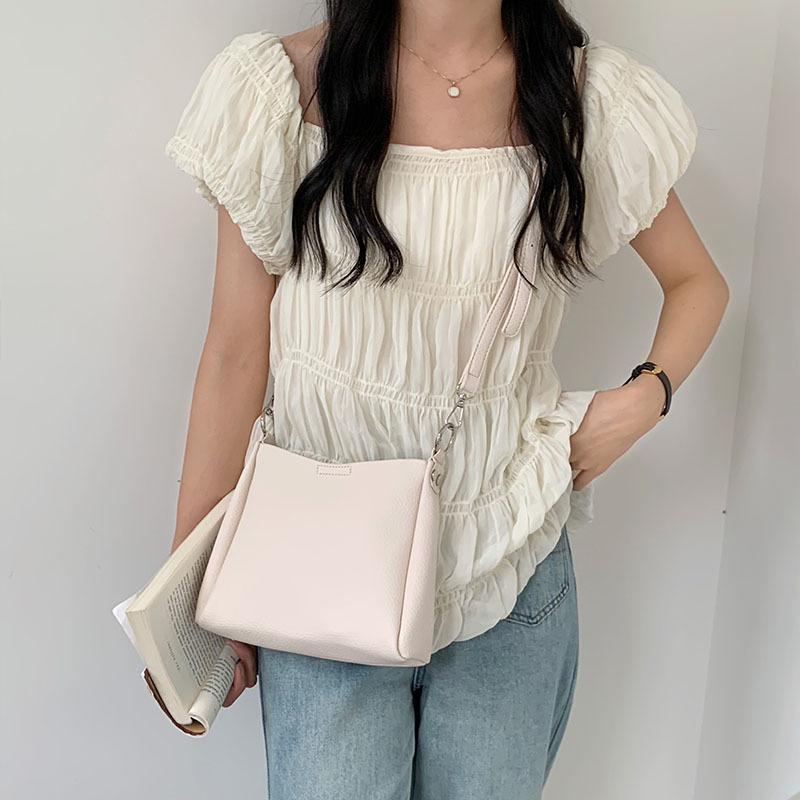 Designer PU Bucket Single Shoulder Bag For Women  New Elegant Fashion Simple Commuter Postman Large Capacity Crossbody Bag