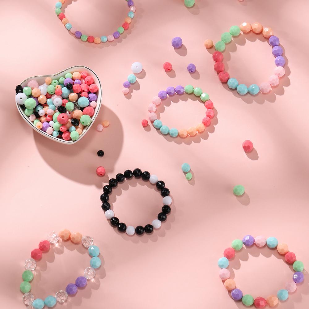 812 Stück/Karton 6/8/10mm Acryl Runde Facettierte Perlen Kits mit 0,8mm Elastischem Band für DIY Armband Halskette Schmuckherstellung Zubehör