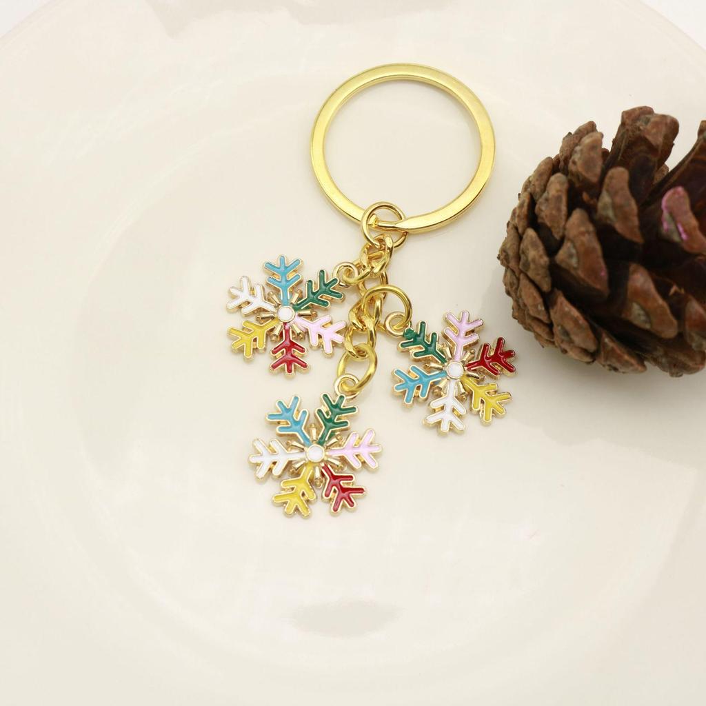 Snowflake Bell Keychain: European & American Christmas Ornament