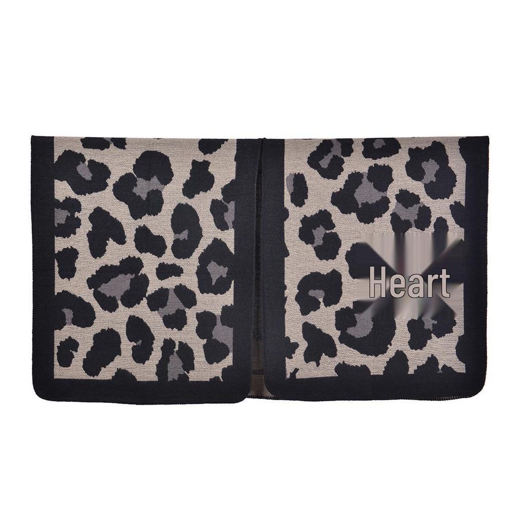 European & American Leopard Print Shawl: Autumn/Winter Imitation Cashmere Cape Scarf
