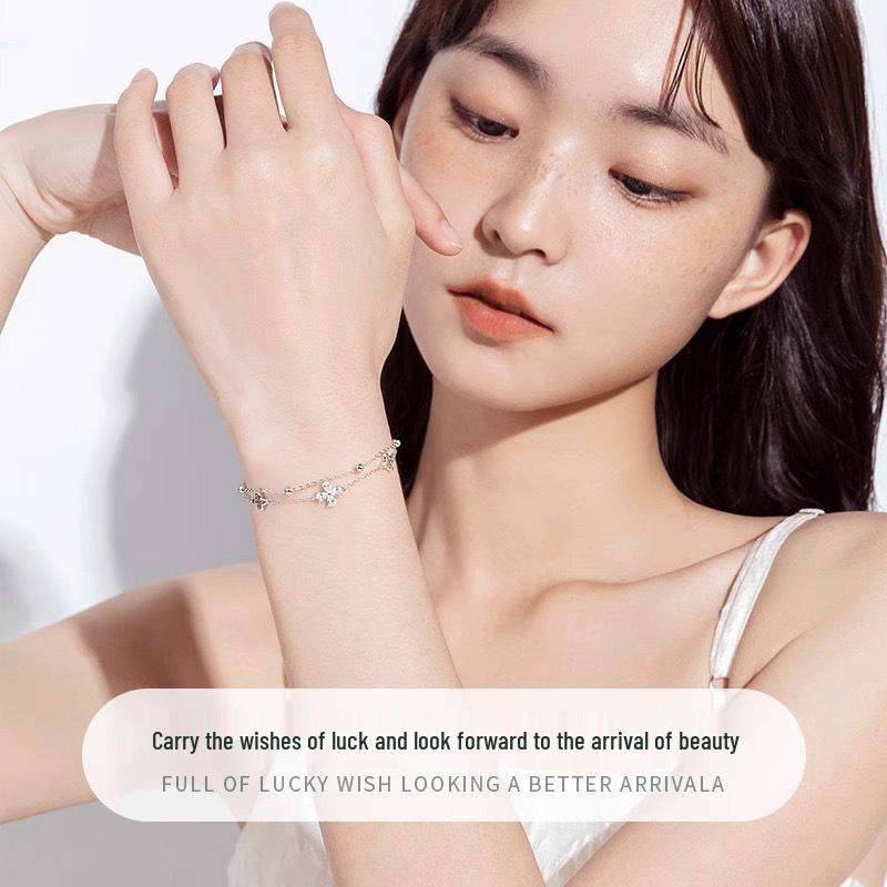 Double-Layer Four-Leaf Clover Bracelet in 925 Silver-Plate – Light Luxury Gift for Women, Ideal for Valentine's or Birthdays
