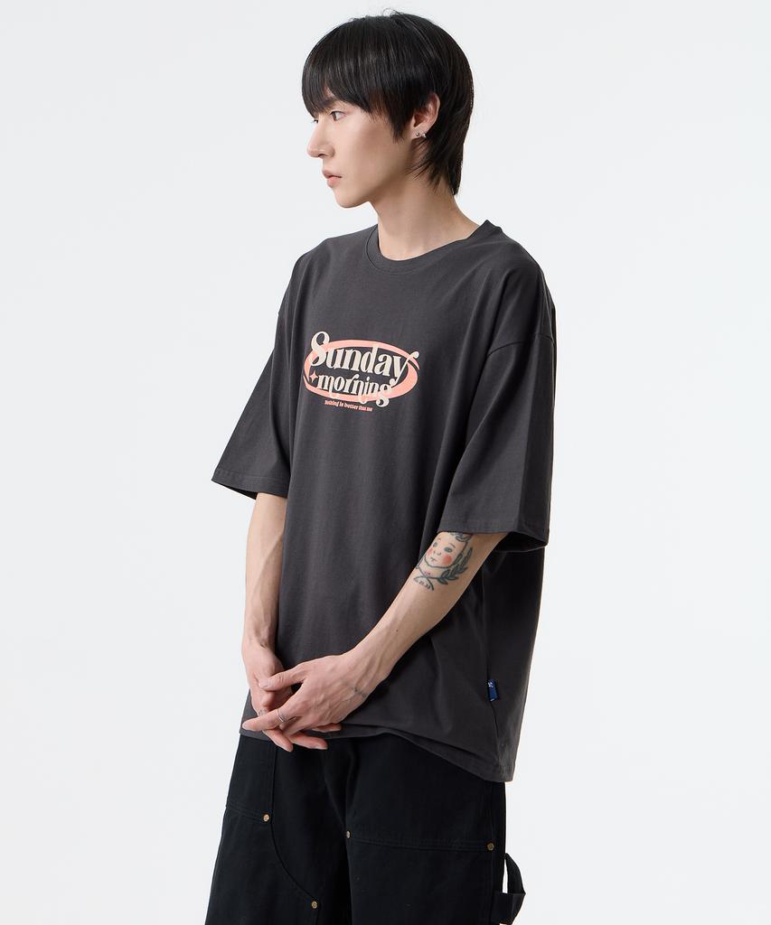 Nasttingijeubeleoldaenmi Sunday Morning Tee_Charcoal