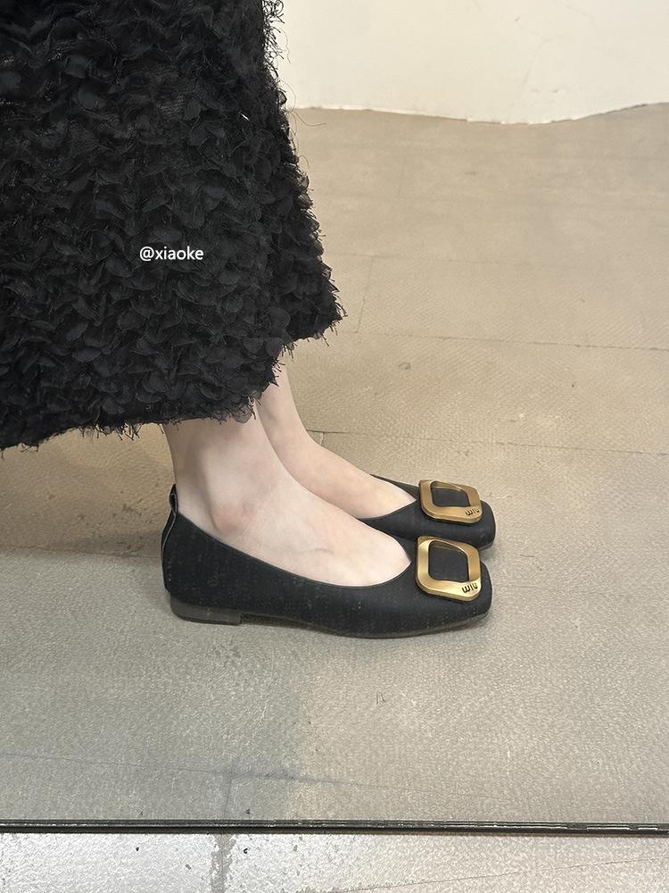French temperament square buckle single shoes women's square head grandma shoes retro suede 2025 spring new shallow flat shoes