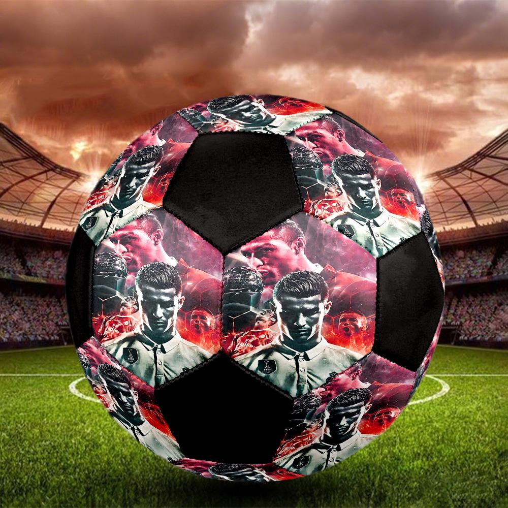 Pallone Calcio a 5 CR7 Colorato Per Tutte le Età Misura 5 Cucito a Macchina PVC Pronto per la Competizione Resistente Alta Rimbalzabilità