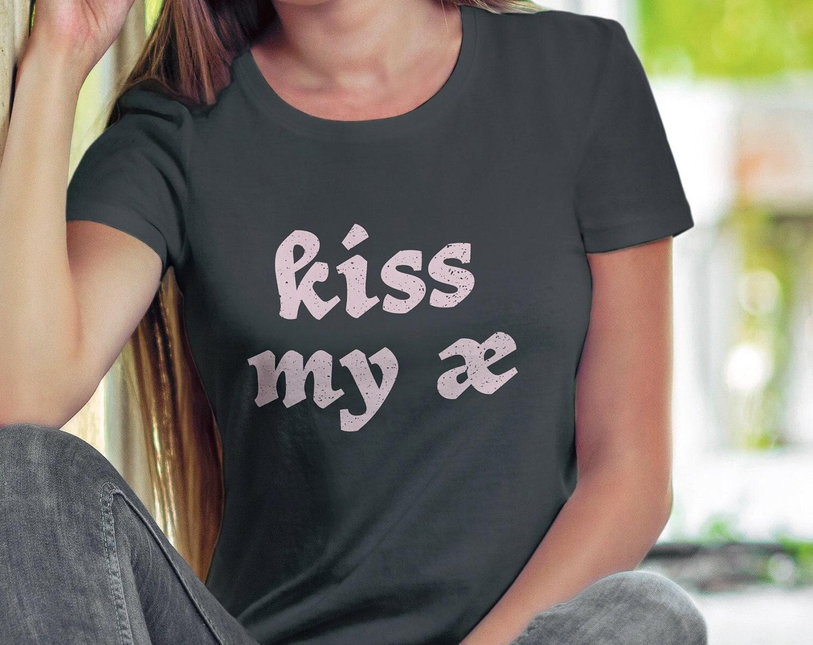 Kiss My Ash Unisex t-shirt (dark shirt) S
