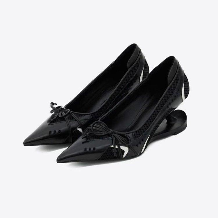 

Black pointed special-shaped suspension heel Mary Jane single shoes women s 2025 spring design sense niche not tired feet high heels 35