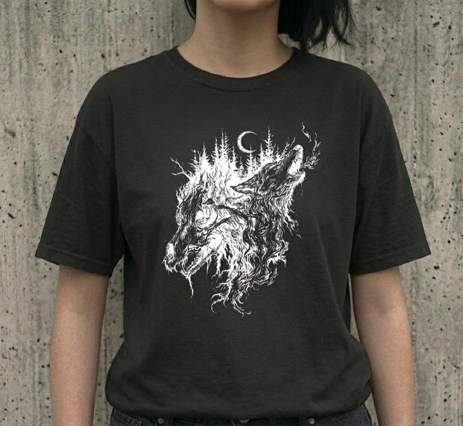 Wolf Skull Forest Moon Shirt, Howling Cryptid Folklore Graphic Tee, Dark Fantasy Alt Clothing, Comfort Colors Goth Gift 2XL
