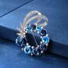 Elegant Crystal Wreath Brooch, High-end Women's Fashion, Exquisite Jade Rabbit Brooch, Niche Design Sense Brooch